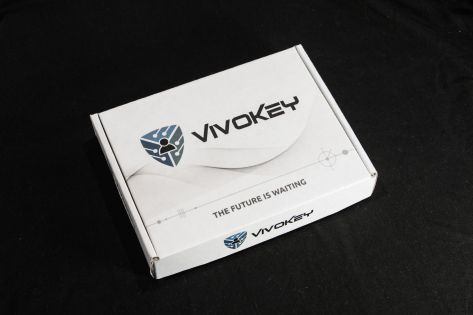 Vivokey Spark 2 krabička s implantačním balíčkem uvnitř